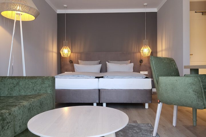 Room 26 of 60