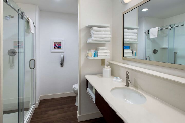 Bathroom shower