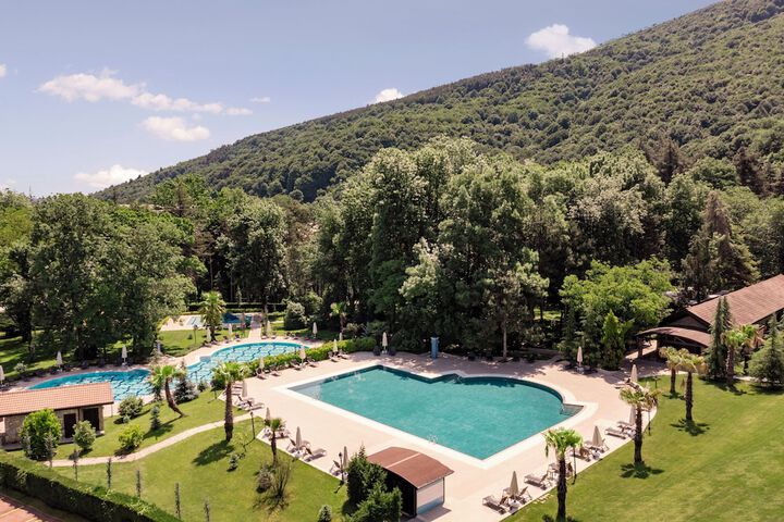 Hotel Pool