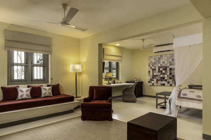 Room 21 of 74