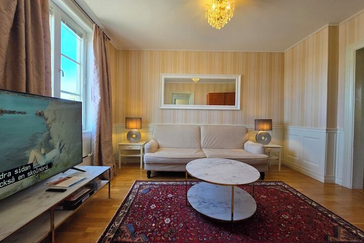 Room 107 of 334