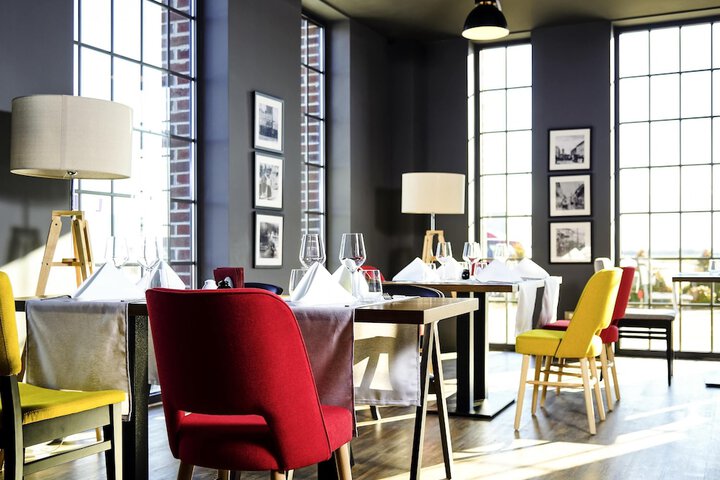 Dining Photos
