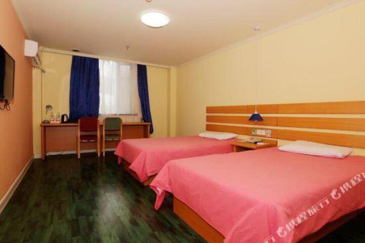 Home Inn Nanjing Dachang Pedestrian Street Branch