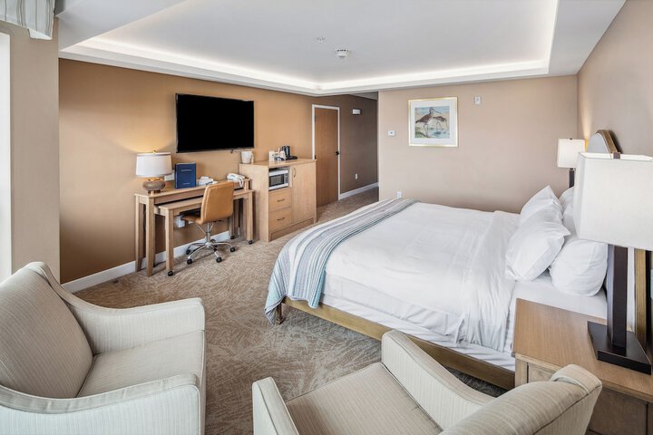 Room 105 of 184