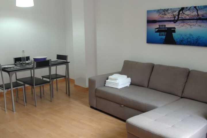 Room 4 of 11