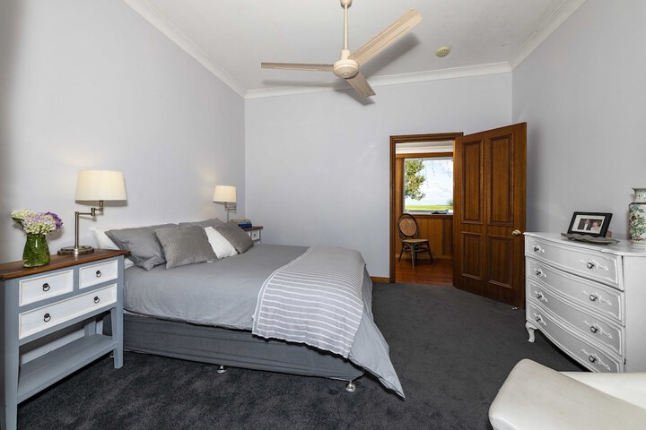 Room 7 of 39