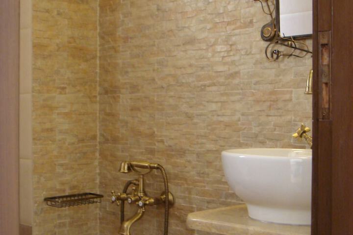 Bath Interior
