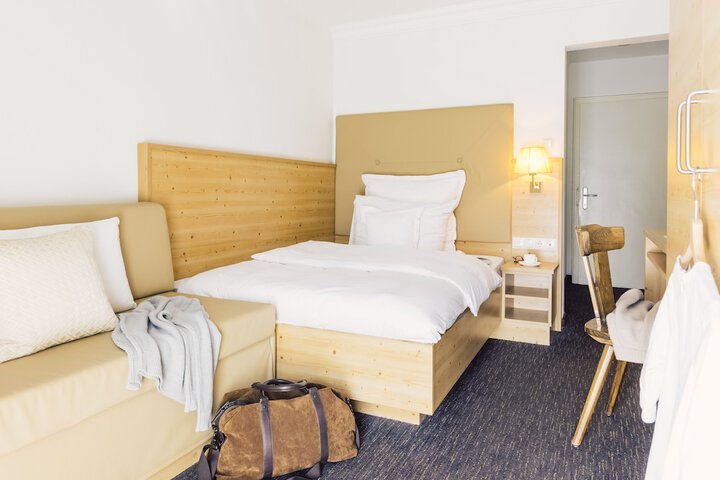 Room 3 of 31