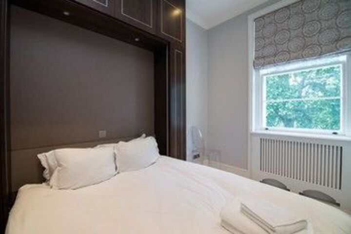 Room 22 of 47