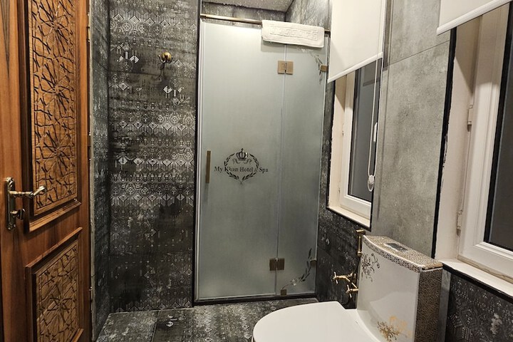Room 90 of 140