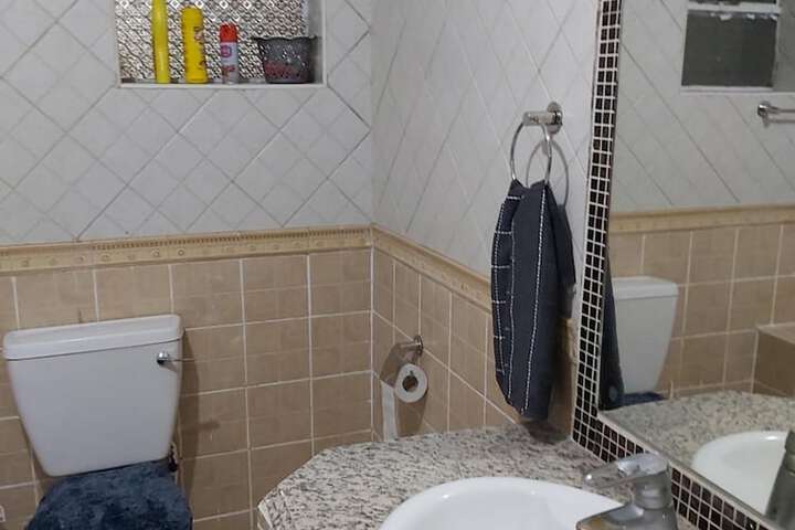 Room 19 of 37
