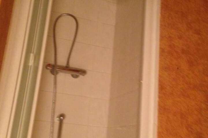 Room 30 of 40