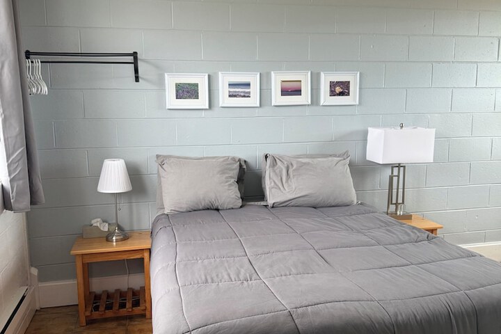 Room 17 of 40