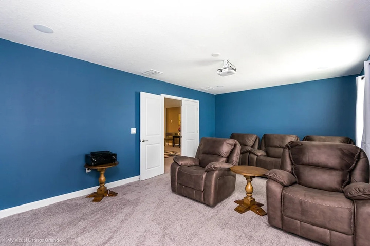 Room 12 of 31
