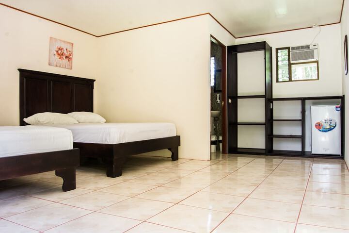 Room 4 of 26