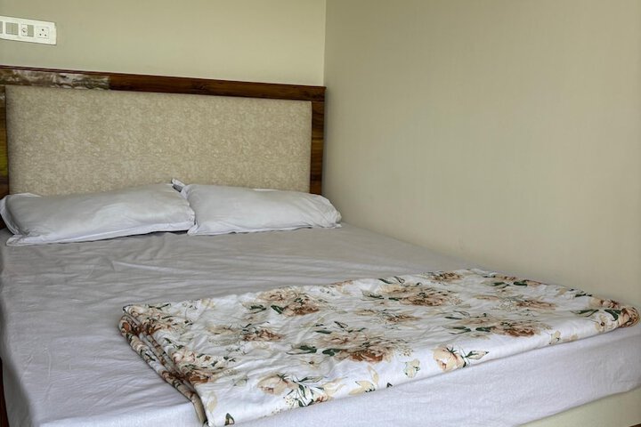Room 16 of 31