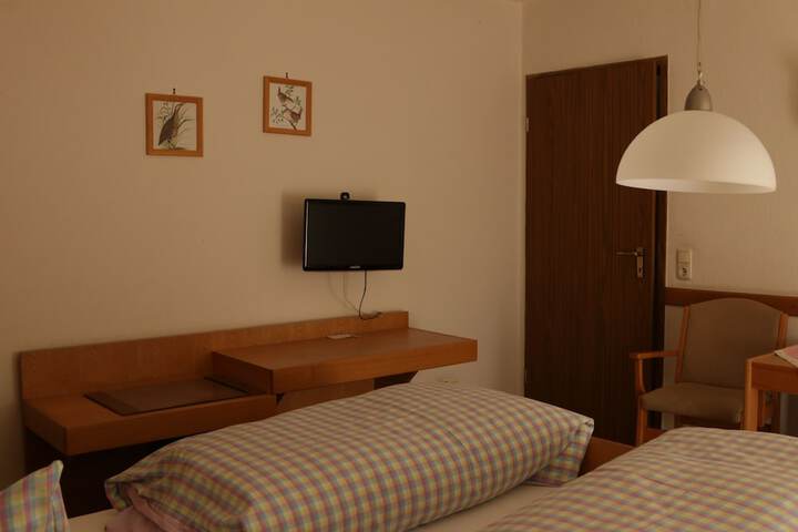 Room 11 of 42