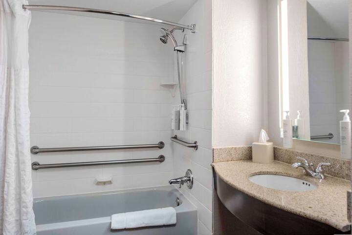 Bathroom shower