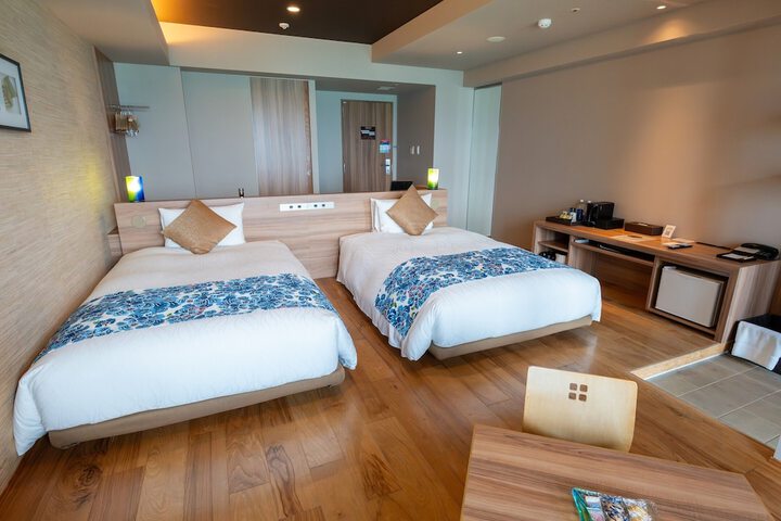 Room 101 of 299