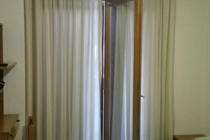 Room 5 of 57