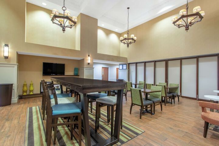 Guest Lobby