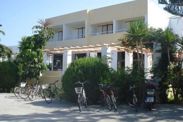 Hotel 16 of 16