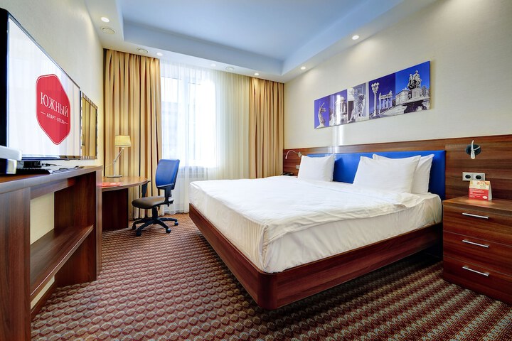 Room 12 of 63