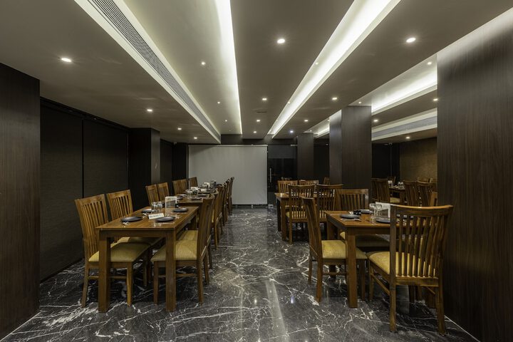 Dining 57 of 74