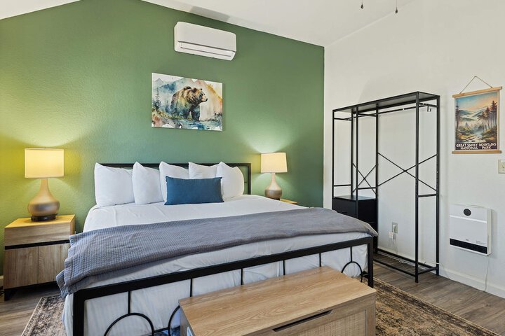 Room 20 of 65
