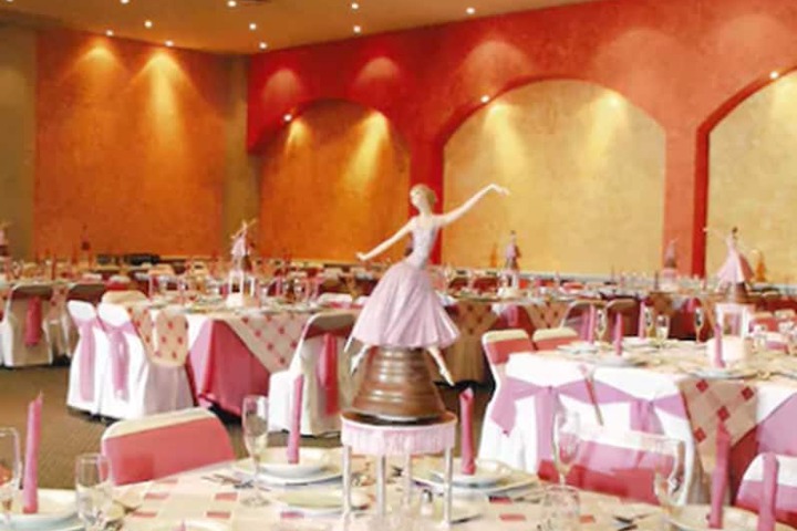 Ballroom/Hall 32 of 41