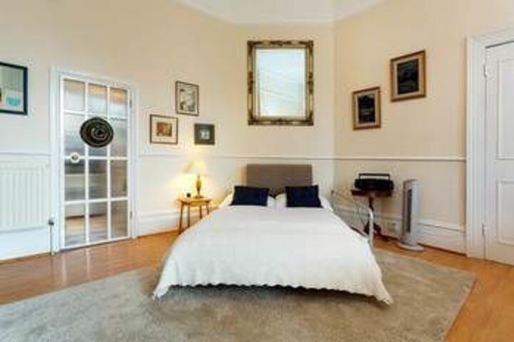 Room 3 of 13