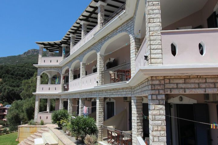 Hotel 50 of 60