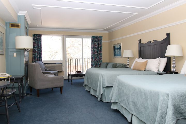 Room 2 of 35