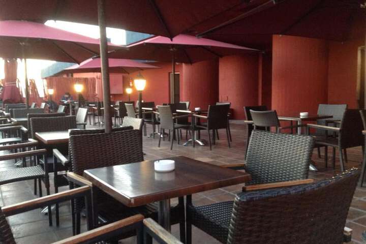 Dining Photos