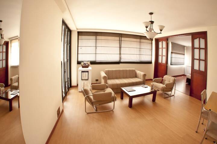 Room 28 of 49