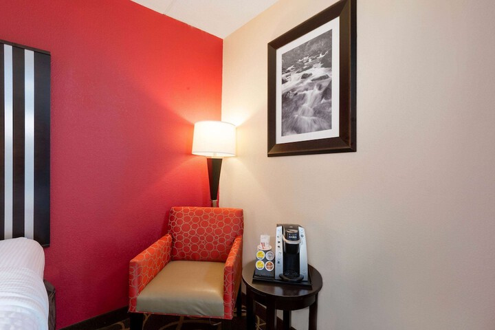 Room 11 of 50