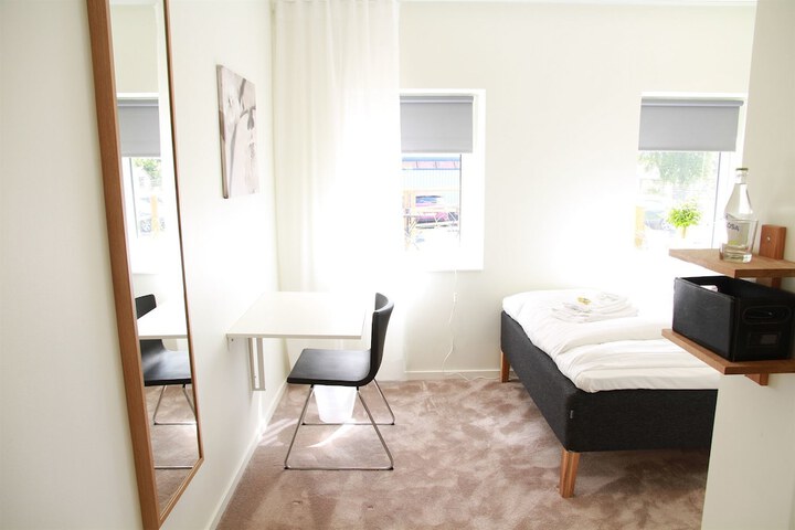 Room 17 of 48