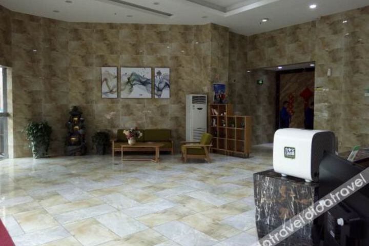Hotel Interior 27 of 32