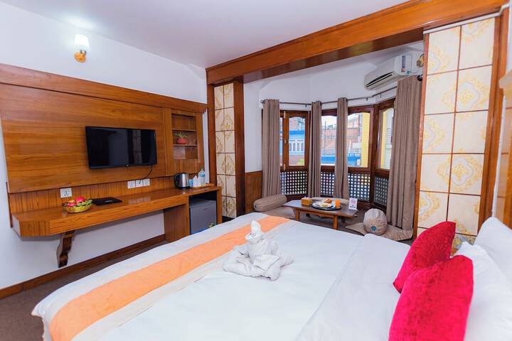 Room 32 of 57