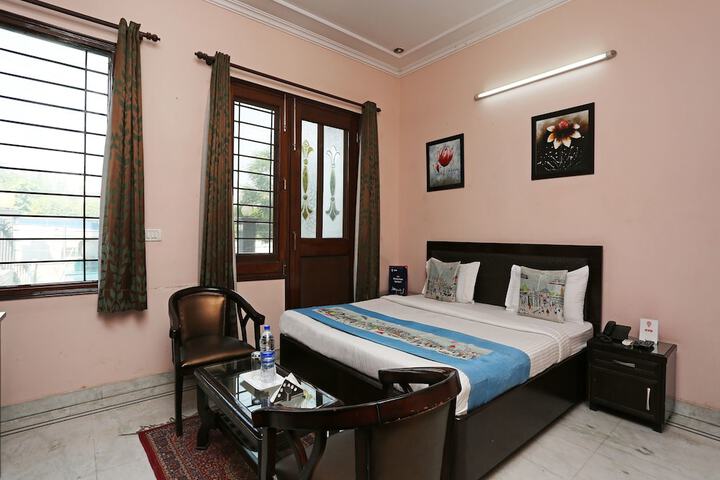 Room 9 of 21