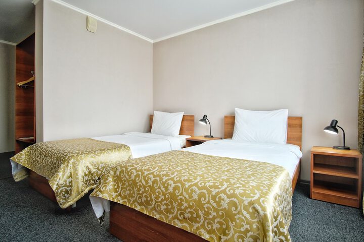 Room 18 of 49