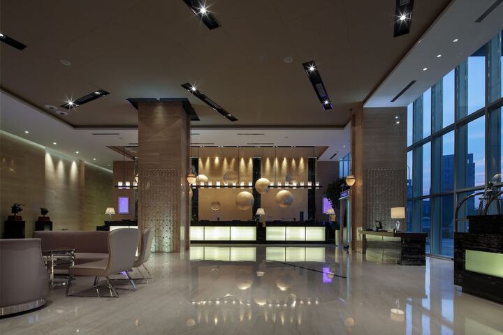 Hotel Interior 5 of 87