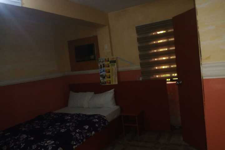 Room 19 of 52