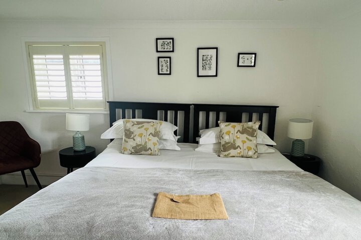 Room 26 of 126