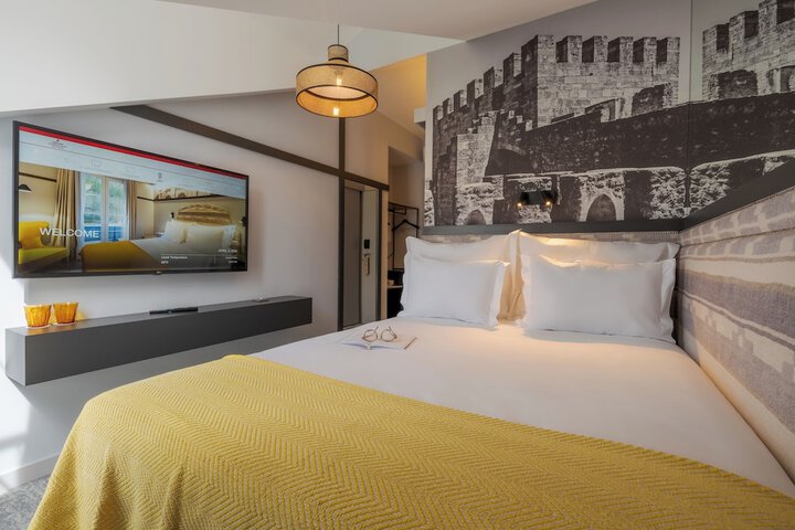 Room 22 of 39