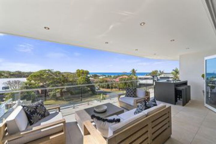 Terrace/Patio 5 of 26