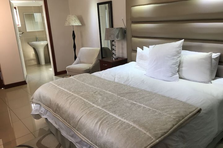 Room 43 of 58