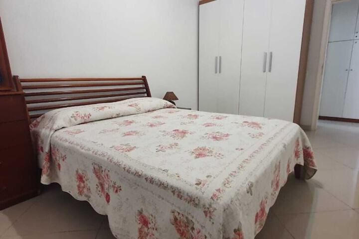 Room 7 of 51