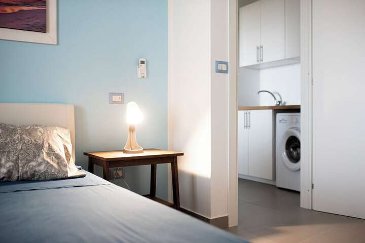 Room 15 of 103
