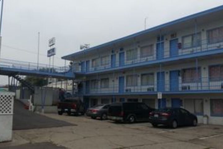 Property Grounds 37 of 39